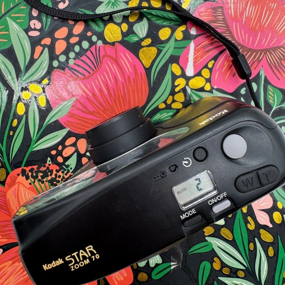 Kodak Star Zoom 70 35mm Film Camera AF 35-70mm Lens Vintage Point and Shoot
